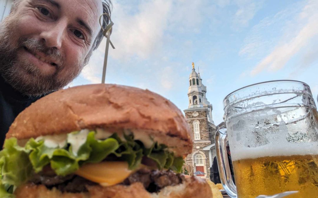 Du bœuf nourrit avec les résidus de la brasserie servi au Bistro du Caveau