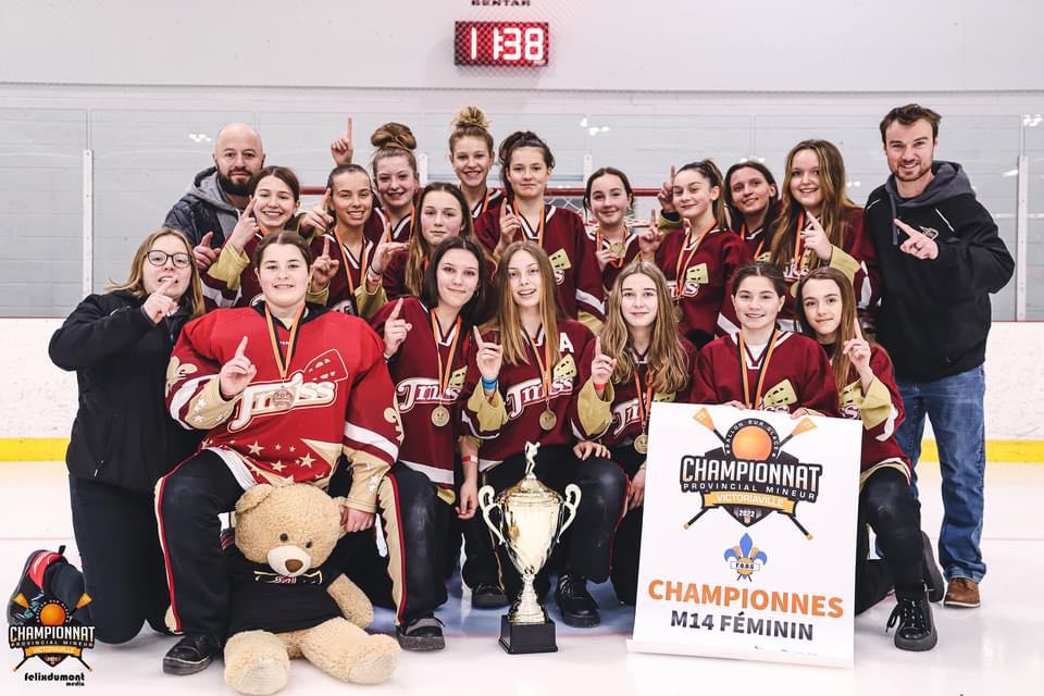 Sept médailles d’or pour le Ballon sur glace mineur du Témiscouata