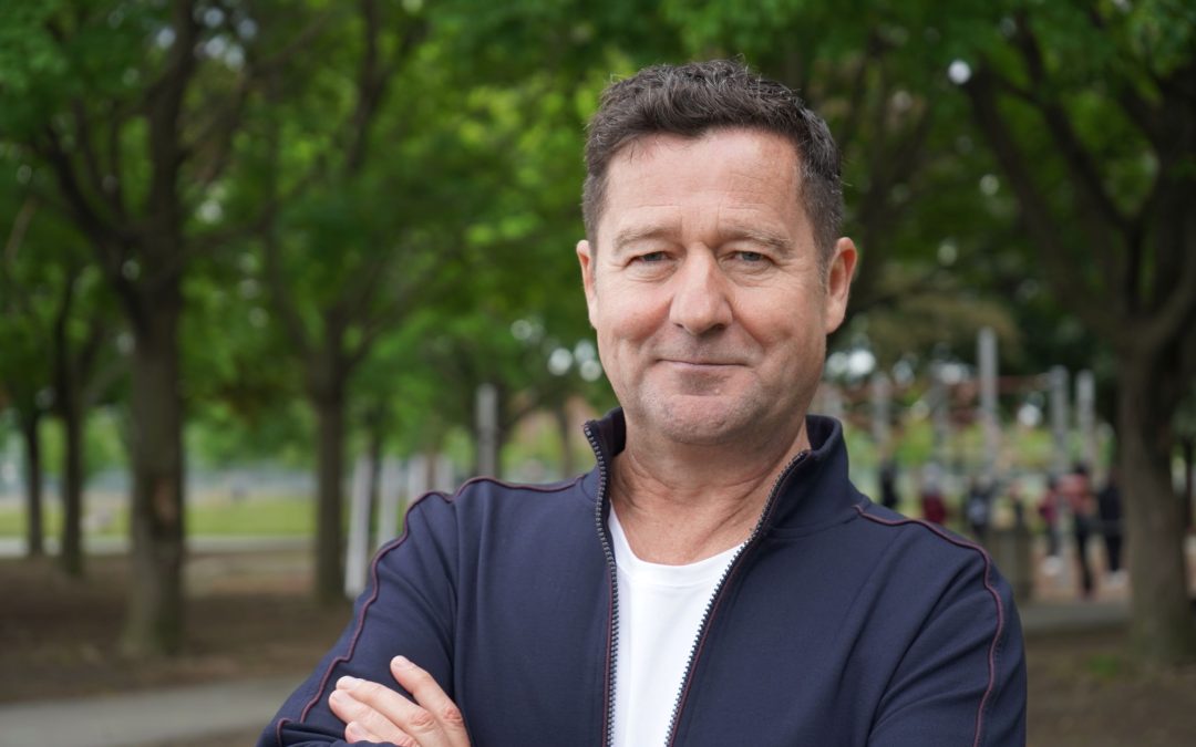 Une nouvelle série présentée par Dany Turcotte sur Savoir média