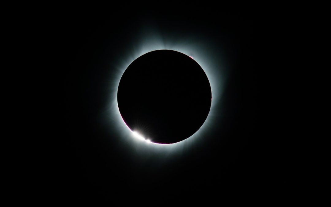 Se préparer ce samedi pour l’éclipse solaire du 8 avril 2024
