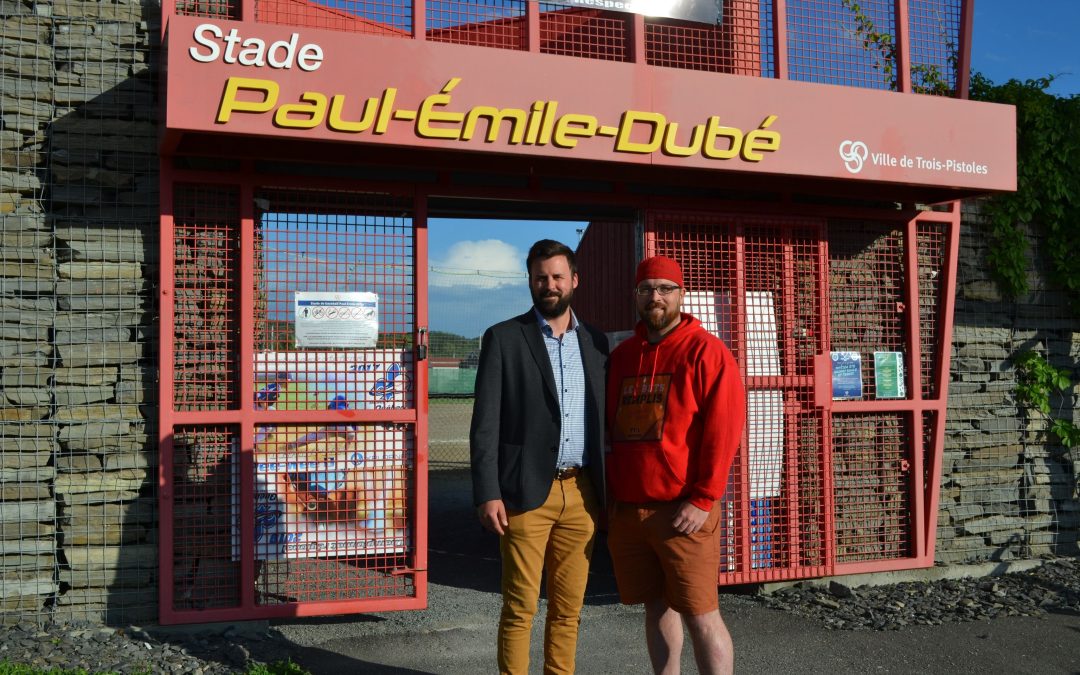 De la balle molle pour aider les jeunes ce samedi à Trois-Pistoles