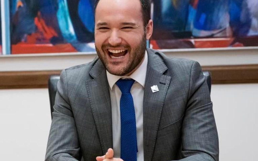 Le ministre Lacombe crée la Semaine nationale des éducateurs de la petite enfance