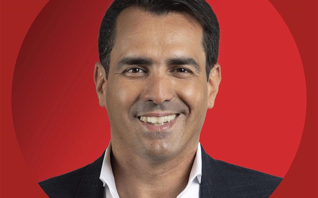 « L’organigramme avant les patients », dénonce le PLQ