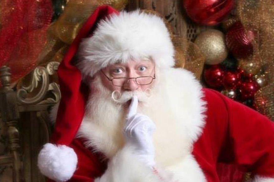 Le Père Noël interpellé à propos de la crise du logement