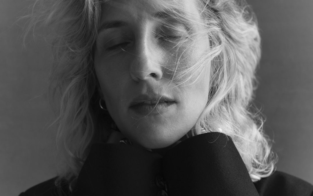 Ingrid St-Pierre invite les spectateurs dans son intimité