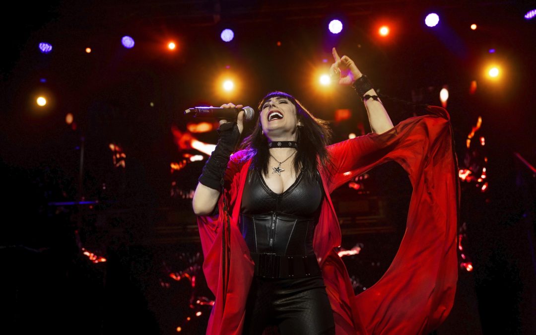 Élizabeth Diaga interprète les « Queens of Rock »