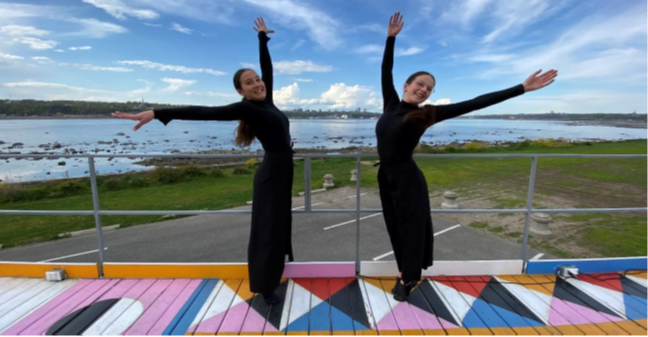 Spectacle extérieur gratuit de Secondaire en spectacle