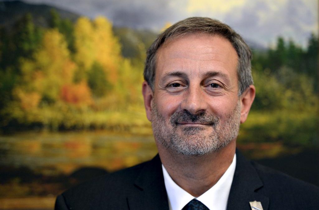 Cerf de Virginie : le député Sylvain Roy demande d’écouter les chasseurs