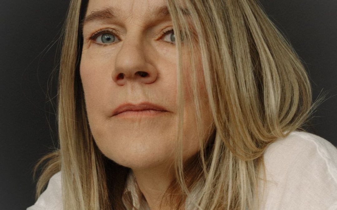 Sylvie Paquette dévoile l&rsquo;extrait Beaucoup
