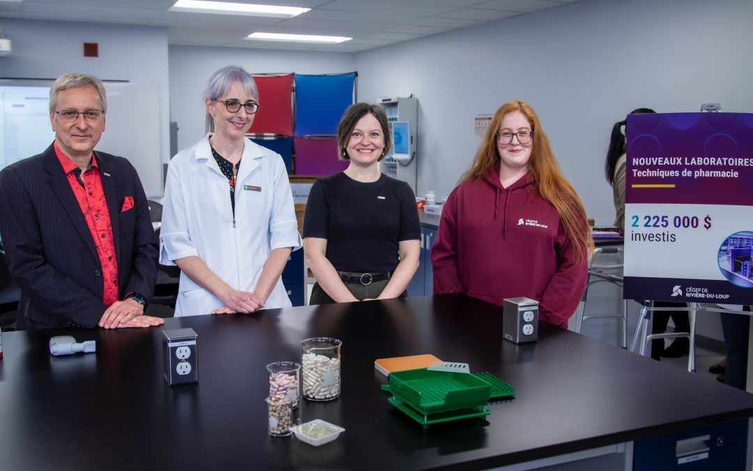 Les étudiants en techniques de pharmacie disposent de laboratoires de pointe