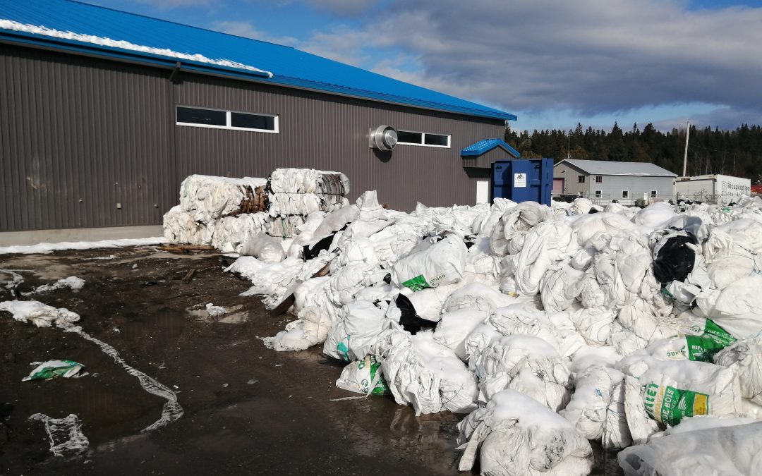 992 tonnes de plastique sont utilisées pour l’ensilage du foin