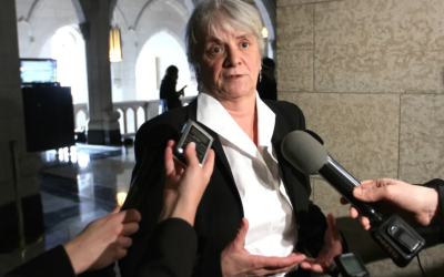 Hélène Laverdière raconte sa vie de députée