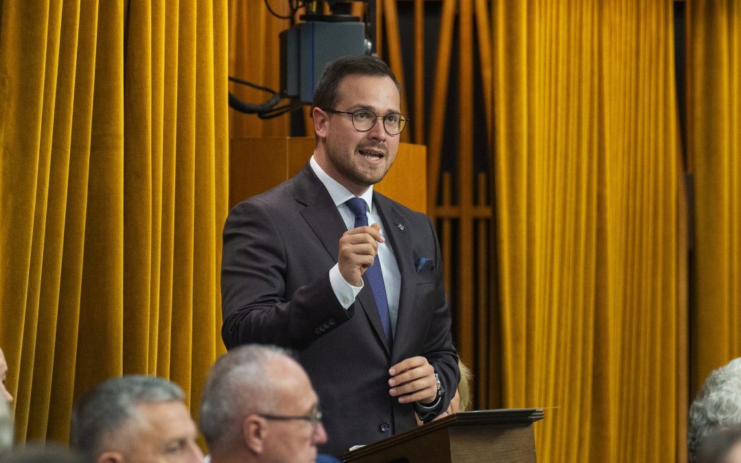 « Démission fracassante sur fond de déficits historiques », Maxime Blanchette-Joncas