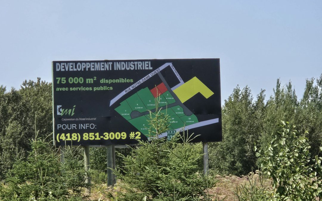 Douze terrains disponibles dans le parc du motel industriel