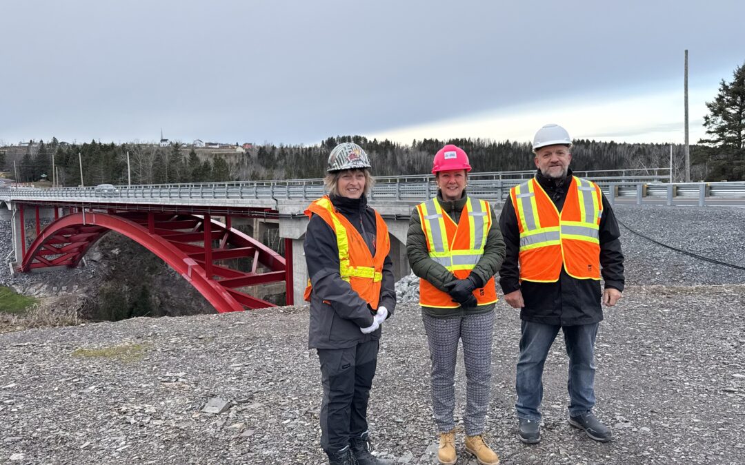 Mise en service d’un pont unique au Québec à Saint-Clément