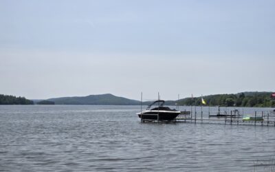Noël en juillet sur le Lac Saint-Mathieu