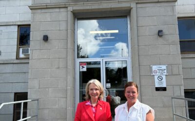 Amélie Dionne et la ministre de la Santé à la rencontre des comités citoyens